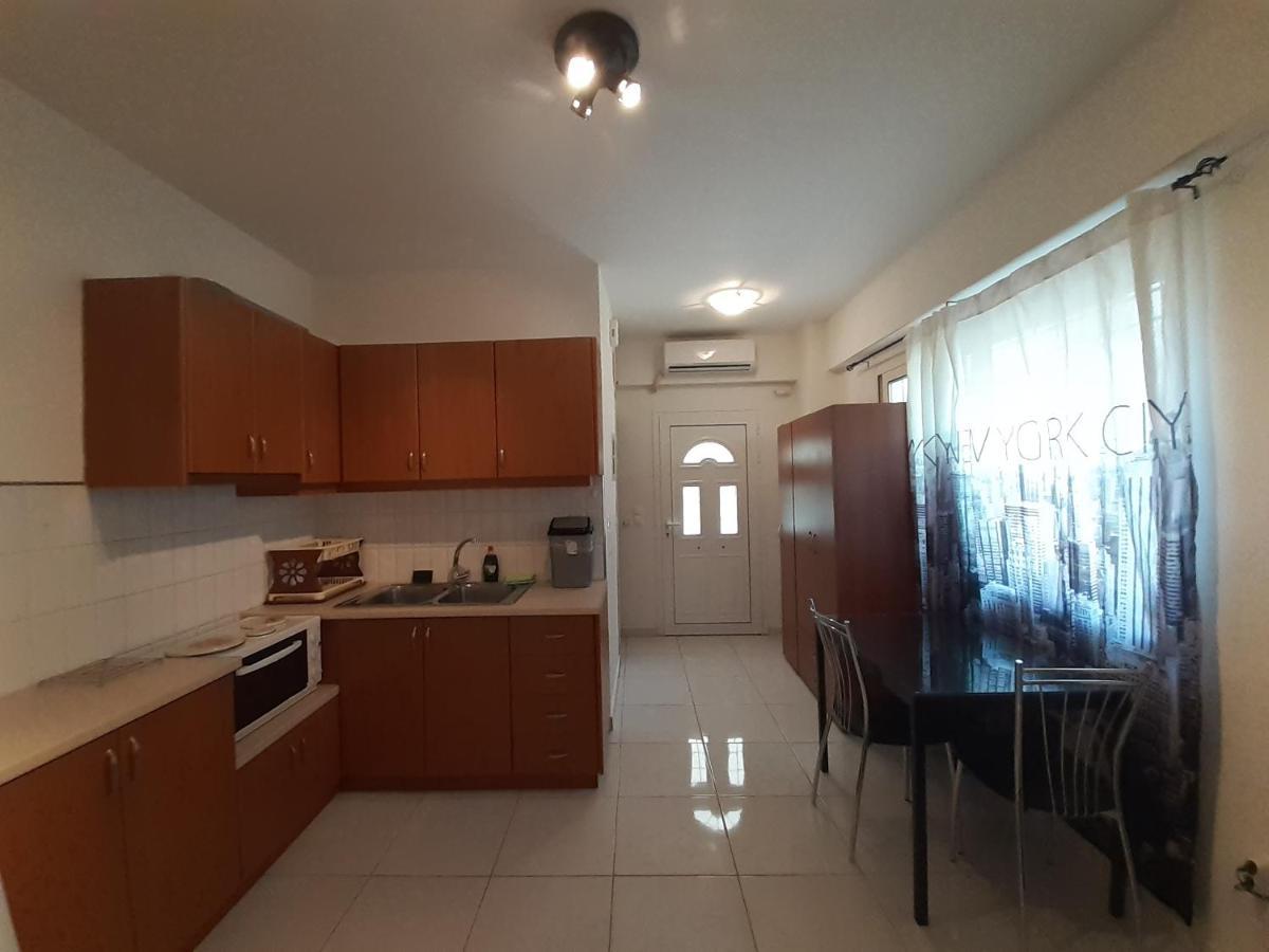 Apartamento Yellow House Kalamata Exterior foto